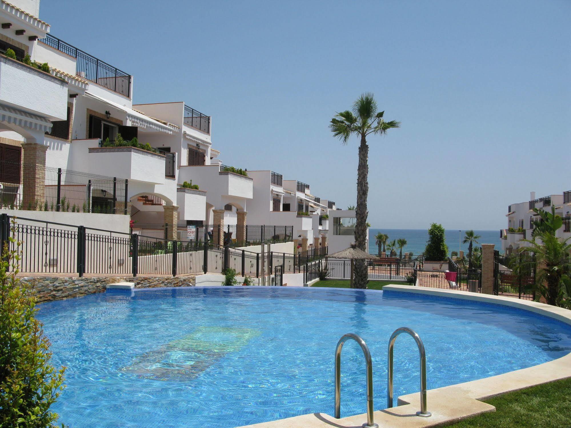 Azul Beach Mar Holidays ラ・マタ エクステリア 写真